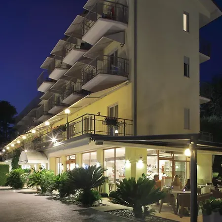 Eco Benacus Otel Malcesine